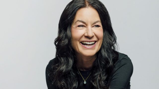 Ally escolhe esportes femininos em vez de TV a cabo tradicional - e vê impulso no marketing
