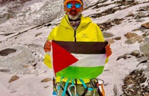 Alpinista escala o Everest para crianças palestinas Alpinista escala o Everest para crianças palestinas