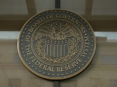 Alto funcionário do Fed levanta perspectiva de aumento de taxas em meio à guerra no Irã Alto funcionário do Fed levanta perspectiva de aumento de taxas em meio à guerra no Irã