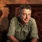 O ex-DJ da BBC Radio 1 e apresentador do Live Aid Andy Kershaw morreu aos 66 anos após uma batalha contra o câncer. Sua família confirmou a notícia na sexta-feira, dizendo que ele faleceu na quinta-feira