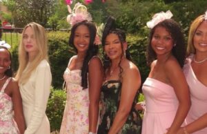 Angelina Jolie e a estrela de ‘RHOP’ Gizelle Bryant juntam-se às filhas no evento da irmandade Angelina Jolie e Gizelle Bryant juntaram-se às filhas em um evento de irmandade.