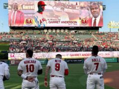Angels homenageiam Garret Anderson no primeiro jogo após a passagem trágica de Legend GettyImages-2271312901 Anjos homenageiam Anderson 2