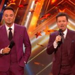 Ant e Dec zombaram do explosivo I'm A Celeb'drama 'quando retornaram à TV para a semifinal do Britain's Got Talent e alertaram os juízes para se comportarem