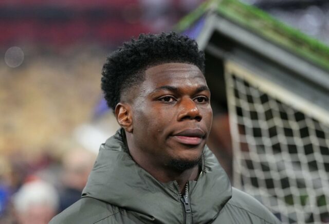 Após a ligação de Aurelien Tchouameni, o Man Utd está interessado em outro meio-campista francês em meio à busca por um substituto para Casemiro
