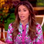 Apresentadores de 'The View' rejeitam pedido de desculpas de Tucker Carlson pelo apoio a Trump: 'Ele vai aonde vão os cliques' | Vídeo