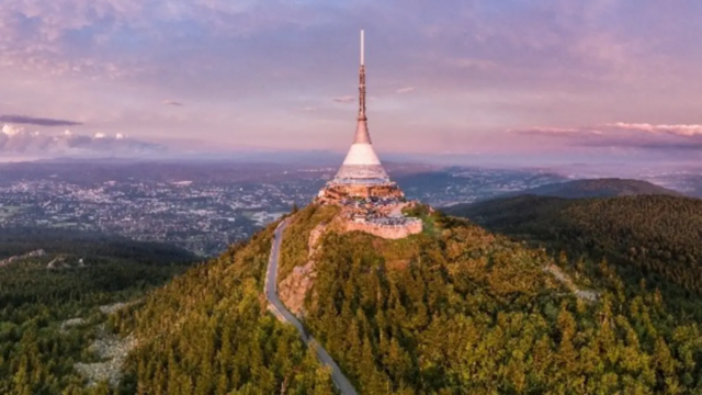 Aqui estão três destinos únicos para explorar na República Tcheca além de Praga
