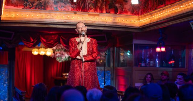 Ari Shaffir traz de volta o programa de contar histórias que lançou carreiras de comédia, mas diz que este é ‘O Fim’
