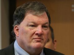 Arquiteto de Nova York admite ter matado oito mulheres O serial killer Rex Heuermann, retratado no tribunal em 2024, admitiu seus crimes.