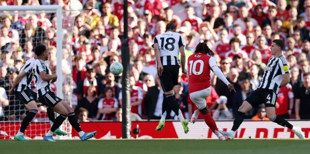 Arsenal x Newcastle - Premier League AO VIVO: placar mais recente, notícias da equipe e atualizações enquanto os Gunners arrancam sangue pela primeira vez enquanto tentam recuperar o controle da corrida pelo título com a vitória sobre os instáveis ​​​​Magpies
