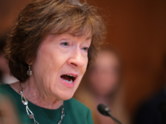 As chances de Susan Collins perder uma cadeira no Senado atingiram o máximo histórico Susan Collins speaks during a Senate Committee on Appropriations, Subcommittee on Financial Services and General Government hearing in the Dirksen Senate Office Building on April 22, 2026 in Washington, DC.