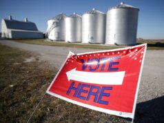 As chances dos democratas de reverter a cadeira de governador mantida pelo Partido Republicano em Iowa aumentam As chances dos democratas de reverter a cadeira de governador mantida pelo Partido Republicano em Iowa aumentam