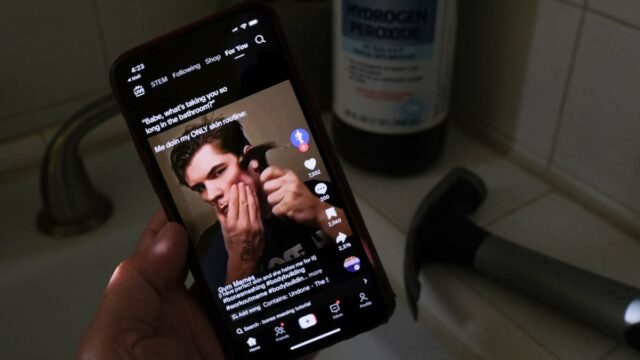 As mulheres trans são as looksmaxxers OG? Clavicular confrontado sobre o assunto em clipe viral.
