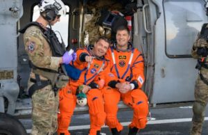 Astronautas Artemis voltam à Terra Astronautas Artemis voltam à Terra