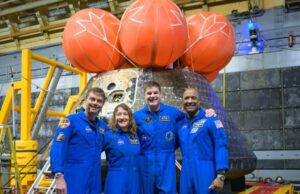 Astronautas do Artemis II se reúnem com a família Astronautas do Artemis II se reúnem com a família