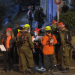 Ataque com mísseis iranianos atinge áreas residenciais no centro de Israel