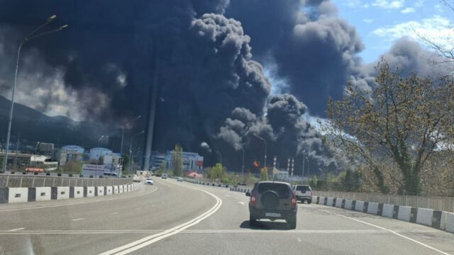 Ataque de drone ucraniano atinge porto russo de Tuapse

