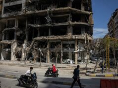 Ataques israelenses matam quatro no sul do Líbano Ataques israelenses ao Líbano podem violar o direito internacional, alerta a ONU