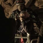 O líder da oposição israelense, Yair Lapid, discursa no Knesset, o parlamento de Israel.