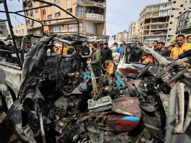 Ataques israelenses matam 11 pessoas, incluindo duas crianças, em dia de ataques em Gaza
