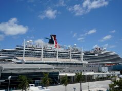 Atualização sobre a morte do Carnival Cruise: meio-irmão acusado de assassinato de adolescente Atualização sobre a morte do Carnival Cruise: meio-irmão acusado de assassinato de adolescente