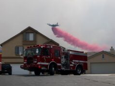 Atualização sobre incêndio florestal na Califórnia: evacuações suspensas enquanto o incêndio em Springs é contido Atualização sobre incêndio florestal na Califórnia: evacuações suspensas enquanto o incêndio em Springs é contido