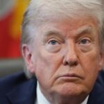 Os enviados dos EUA Jared Kushner (à esquerda) e Steve Witkoff na primeira reunião em Islamabad.