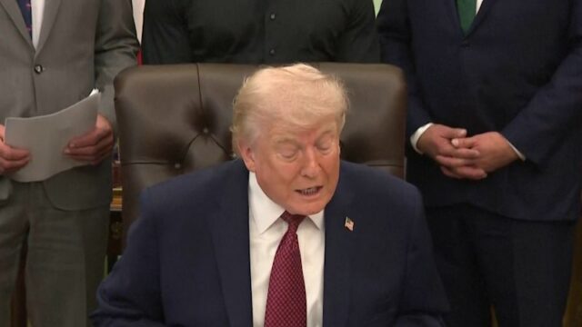 Aumenta a pressão sobre as negociações de paz no Irã
