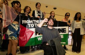 Australianos na flotilha com destino a Gaza interceptados por Israel perto da Grécia Bronte Gossling