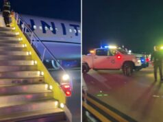 Avião da United forçado a evacuar devido a ameaça de bomba no aeroporto de Denver, o segundo susto em dias Membros da tripulação de emergência nas escadas que levam a um avião da United Airlines após uma ameaça de bomba.