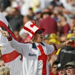 Vic Flowers, que foi apontado como o líder não oficial do Exército Barmy, anunciou que se candidataria como candidato reformista do Reino Unido nas próximas eleições locais