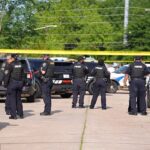 Um atirador não identificado abriu fogo na manhã de domingo em Shreveport, Louisiana, matando oito crianças.