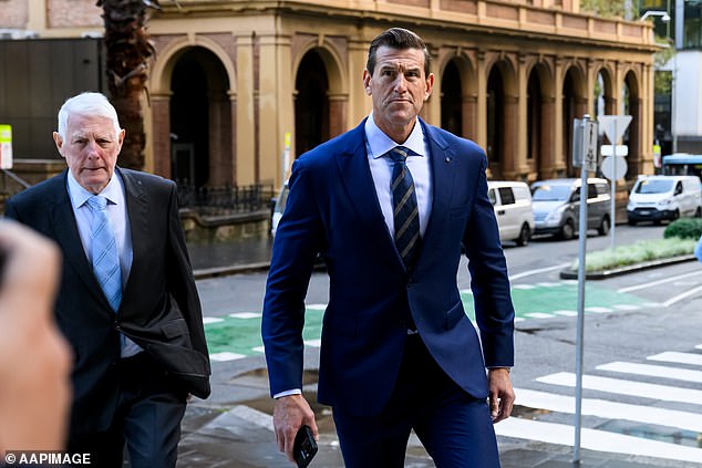 Ben Roberts-Smith é PRESO por supostos crimes de guerra Ben Roberts-Smith foi preso por vários supostos crimes de guerra