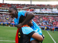 Benni McCarthy lidera homenagens enquanto Axel Tuanzebe reflete sobre o heroísmo da Copa do Mundo Benni McCarthy lidera homenagens enquanto Axel Tuanzebe reflete sobre o heroísmo da Copa do Mundo