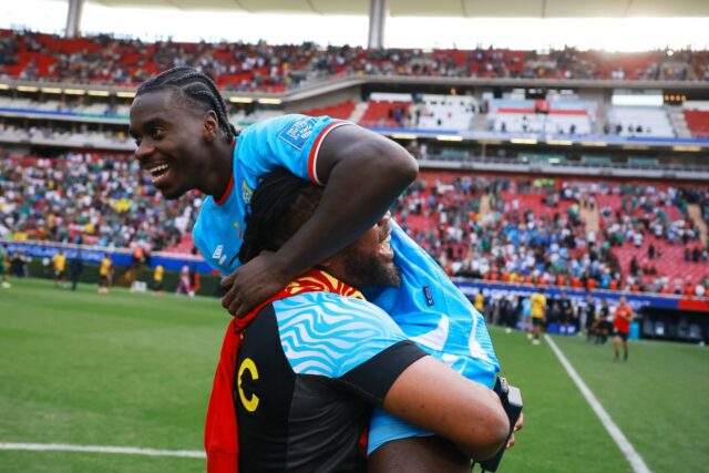 Benni McCarthy lidera homenagens enquanto Axel Tuanzebe reflete sobre o heroísmo da Copa do Mundo
