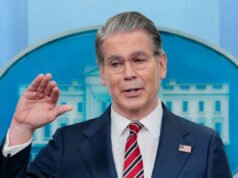 Bessent diz ao Post que nenhum imposto sobre horas extras pode compensar a perda de trabalho imigrante O secretário do Tesouro dos EUA, Scott Bessent, fala durante uma coletiva de imprensa na Sala de Briefing de Imprensa James S. Brady, na Casa Branca.