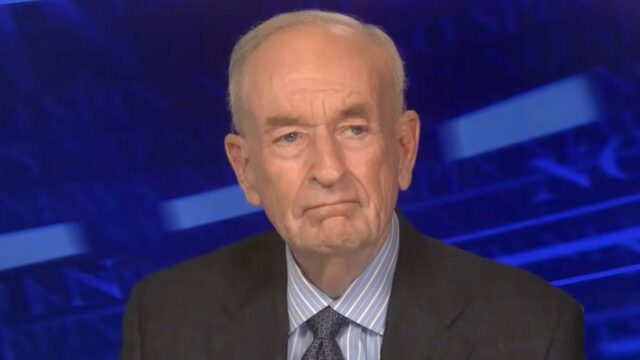 Stephen King assiste à estreia de 