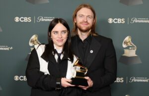 Billie Eilish aborda rumores de que ela teve um ‘desentendimento’ com o irmão Finneas GettyImages-2258921843.jpg Billie Eilish apagou o Grammy