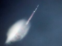 Blue Origin marca o primeiro pouso do foguete New Glenn reutilizado, aumentando a rivalidade com a SpaceX Yahoo news home