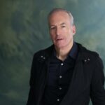 Bob Odenkirk sobreviveu ao pior e saiu do outro lado como um herói de ação