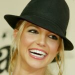 Britney Spears dá entrada em um centro de reabilitação após prisão por dirigir alcoolizado