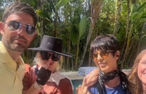 Britney Spears passa um tempo com Diane Warren e Molly Shannon após DUI Britney Spears está sóbria há 3 semanas e participa de reuniões de AA após recente prisão por DUI