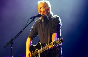 Bruce Springsteen critica Trump, ‘os homens mais ricos da América’ e Pam Bondi em discurso inflamado na abertura da turnê em Minneapolis: ‘Temos um presidente que não consegue lidar com a verdade’ Bruce Springsteen critica Trump, 'os homens mais ricos da América' e Pam Bondi em discurso inflamado na abertura da turnê em Minneapolis: 'Temos um presidente que não consegue lidar com a verdade'