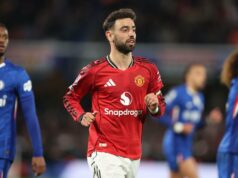 Bruno Fernandes explica porque seria um ‘privilégio’ jogar com Wayne Rooney Bruno Fernandes explica porque seria um ‘privilégio’ jogar com Wayne Rooney