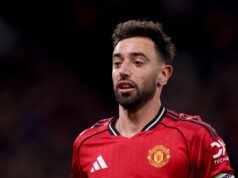 Bruno Fernandes manda mensagem aos torcedores do Manchester United após derrota em casa por 2 a 1 para o Leeds Bruno Fernandes manda mensagem aos torcedores do Manchester United após derrota em casa por 2 a 1 para o Leeds
