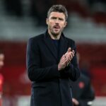 Bryan Robson diz que Michael Carrick só deveria conseguir o emprego permanente no Man Utd com uma condição