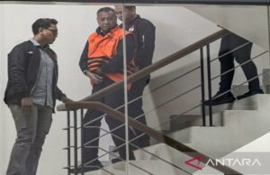 Bupati Tulungagung Pakai Uang Peras OPD Buat Beli Sepatu hingga Kasih THR ke Forkopimda Bupati Tulungagung Pakai Uang Peras OPD Buat Beli Sepatu hingga Kasih THR ke Forkopimda