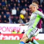 Burnley x Manchester City - Premier League AO VIVO: último placar e atualizações com Erling Haaland abrindo o placar apenas CINCO minutos após o confronto em Turf Moor, enquanto a equipe de Pep Guardiola tenta ultrapassar o Arsenal na corrida pelo título
