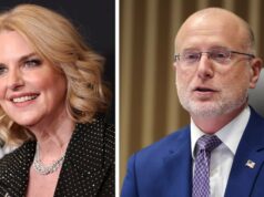 CEO da GLAAD critica revisão das diretrizes de TV da FCC como parte de uma ‘agenda política anti-transgênero’ Donald Trump fala com Brendan Carr em 19 de novembro de 2024 em Brownsville, Texas. (Brandon Bell/Imagens Getty)