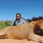 Ernie Dosio foi pisoteado até a morte por uma manada de elefantes.