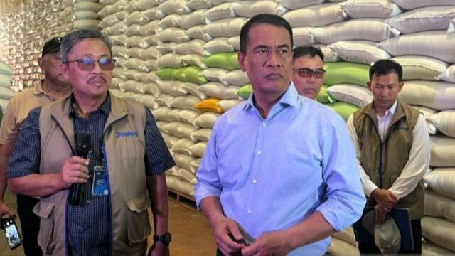 Cadangan Beras RI Stabil 4.5 Juta Ton di Tengah Gejolak Timteng, Mentan Amran Pastikan Stok Aman
